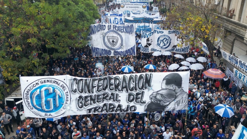 La CGT va a la justicia contra las medidas de Milei