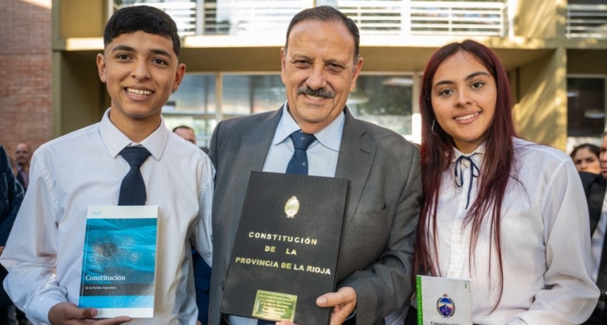Más de 5000 estudiantes realizaron promesa histórica a la nueva Constitución Provincial 