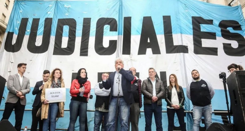 Judiciales paran por mejoras salariales