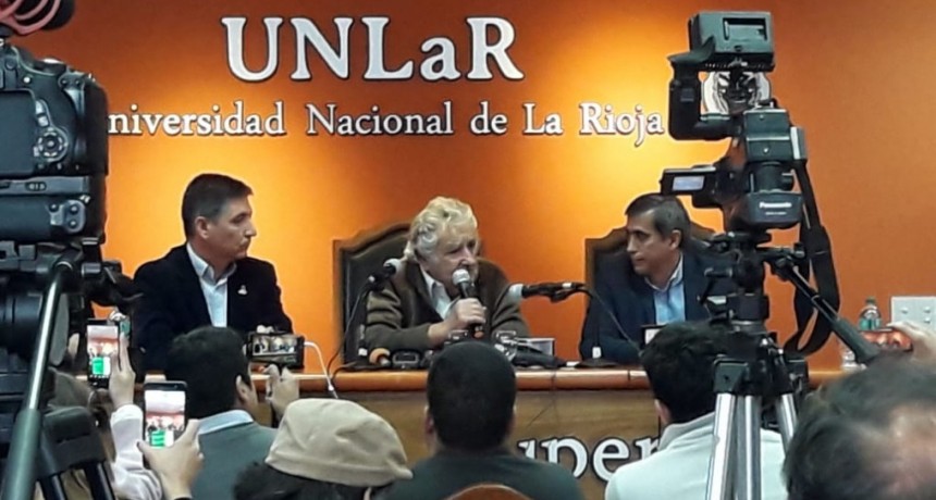 Dolor por la muerte de Pepe Mujica