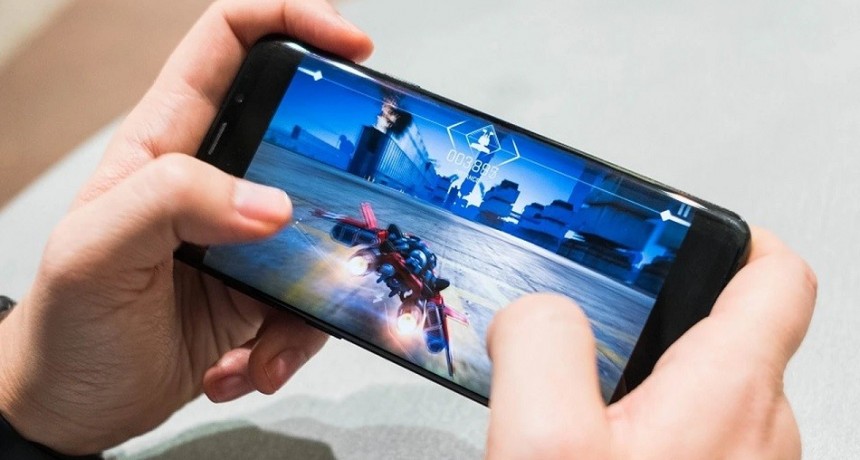 El Gobierno eliminó los impuestos para importar celulares