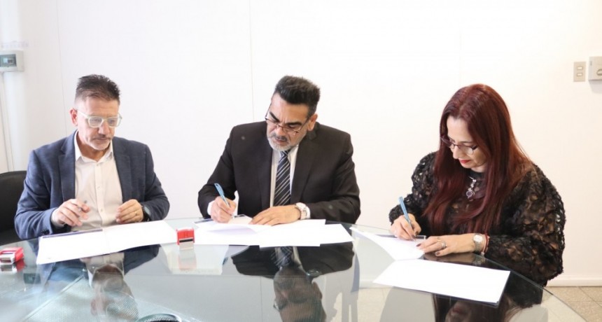 La Casa de La Rioja en Córdoba firmó convenio con el Instituto Cervantes