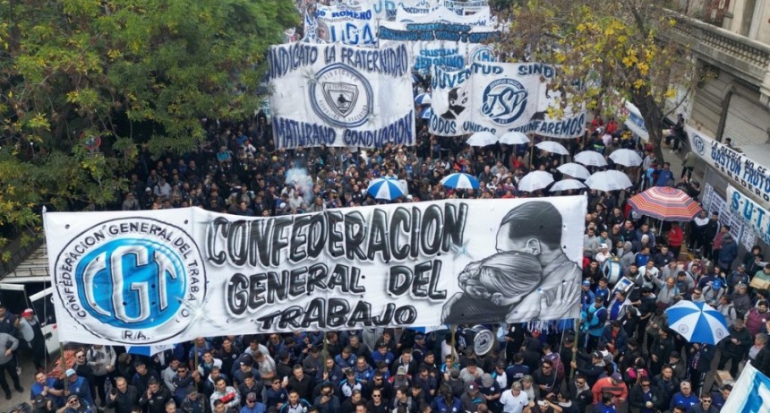 La CGT va a la justicia contra las medidas de Milei