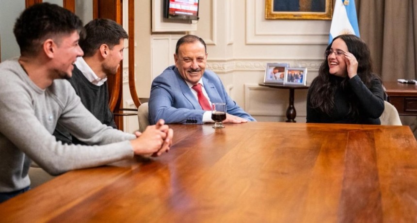 Quintela recibi&oacute; a Ofelia Fern&aacute;ndez en una agenda centrada en las problem&aacute;ticas juveniles