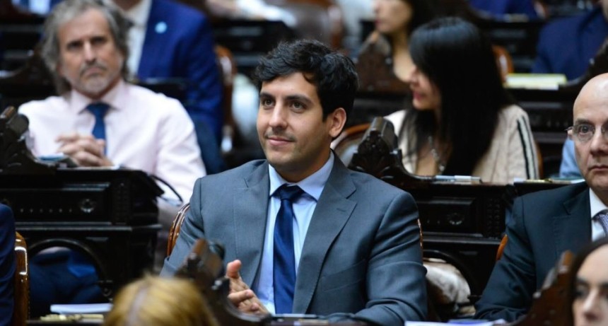 Gino Visconti hizo un papel&oacute;n en el Congreso y Moreau lo corrigi&oacute;