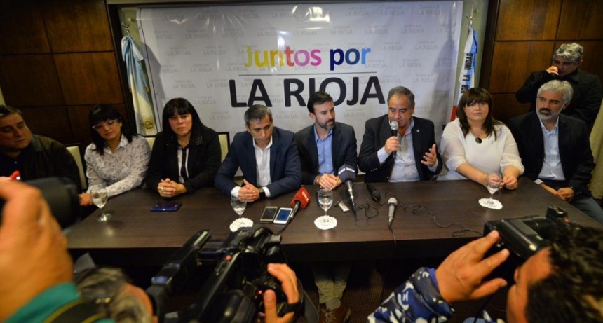 Juntos por La Rioja presentó sus candidatos