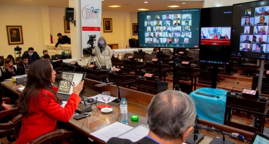 La Legislatura completó el TSJ y el directorio del Banco Rioja