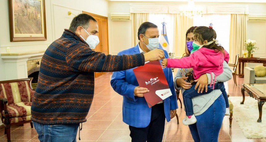 Quintela readjudicó una vivienda en el barrio Ricardo I