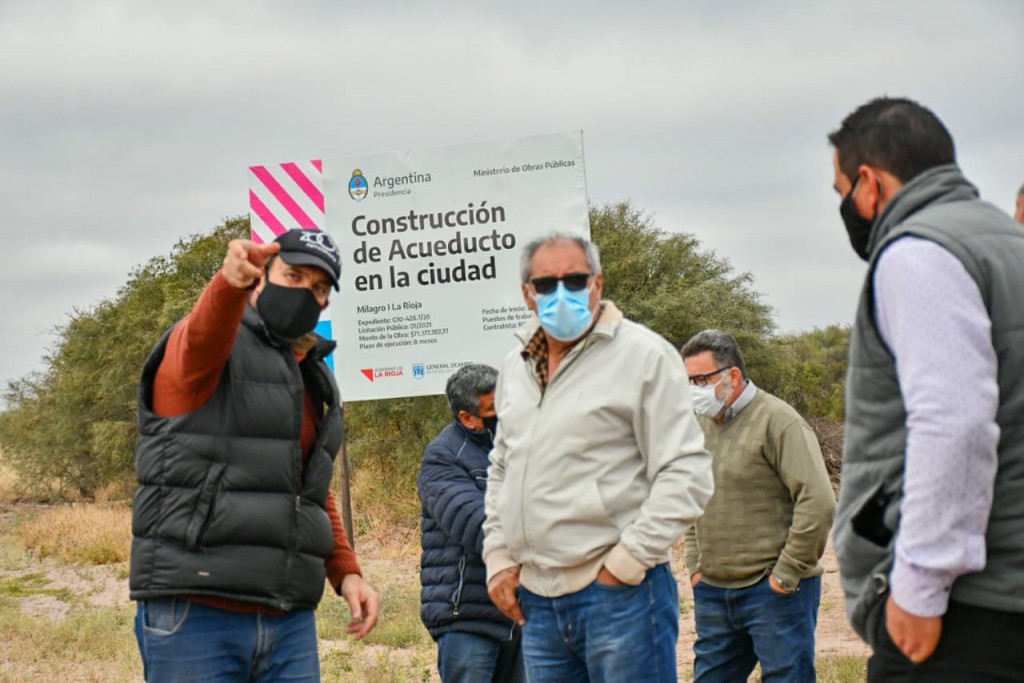Avanza la obra del acueducto para llevar agua potable a Milagro