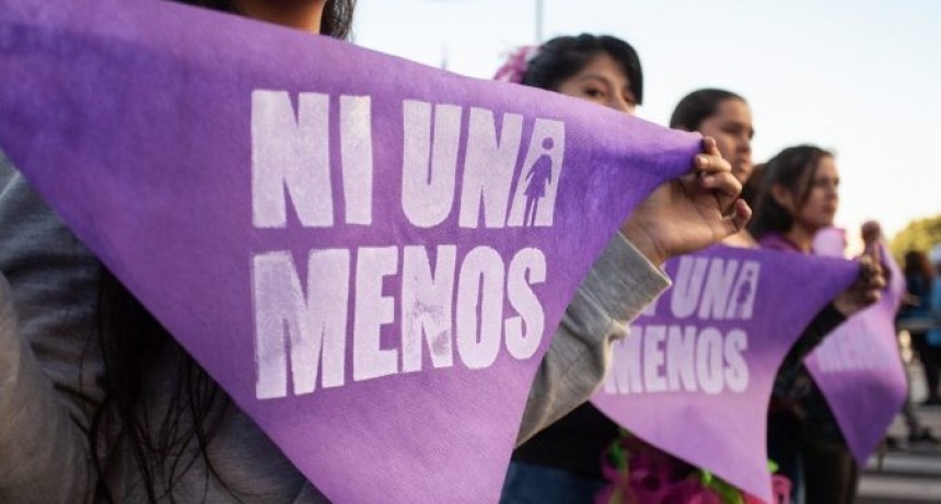 Basta de femicidios, travesticidios y transfemicidios, una de las consignas del NiUnaMenos