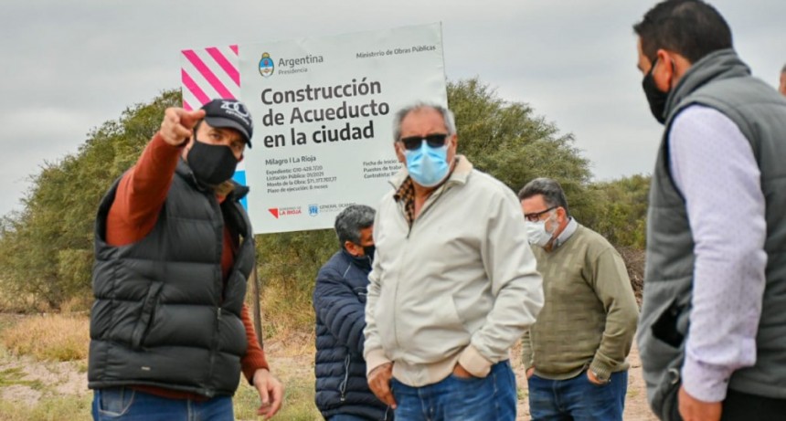 Avanza la obra del acueducto para llevar agua potable a Milagro