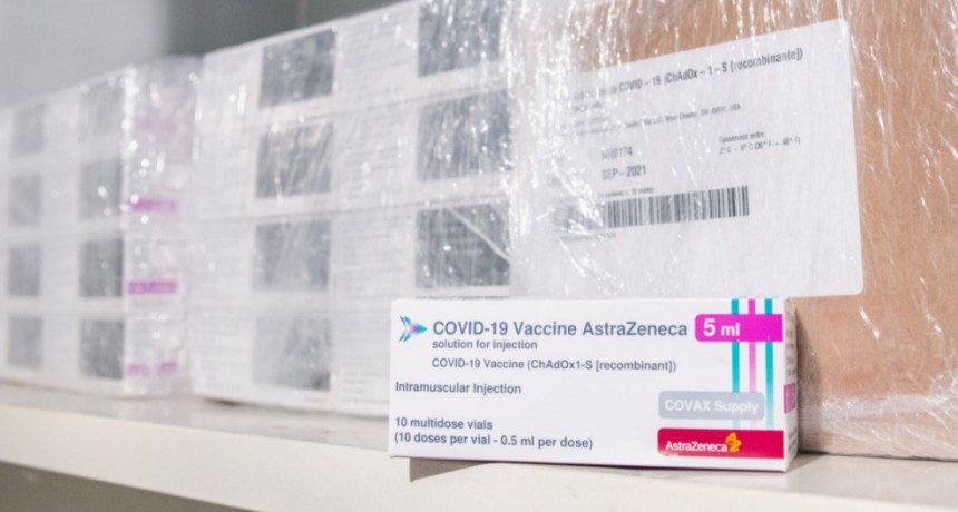 El lunes llegan más de 930 mil vacunas AstraZeneca producidas con México