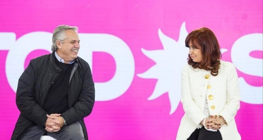 La celebración de los 100 años de YPF vuelve a juntar a Alberto y Cristina