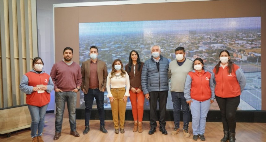 El gobierno provincial continuar reforzando el operativo de vacunación contra el covid-19 