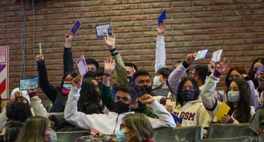Salud despliega importante estrategia de vigilancia epidemiológica en escuelas secundarias de capital