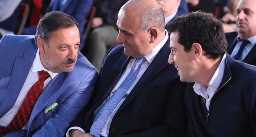 Quintela acompañó a Alberto Fernández en el anuncio del proyecto de la renta inesperada 