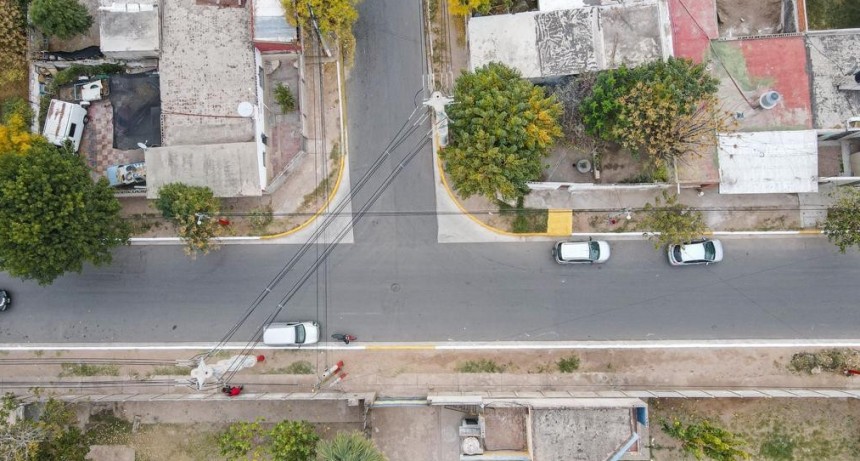 Obras de pavimentación y repavimentación en distintos sectores de la Capital