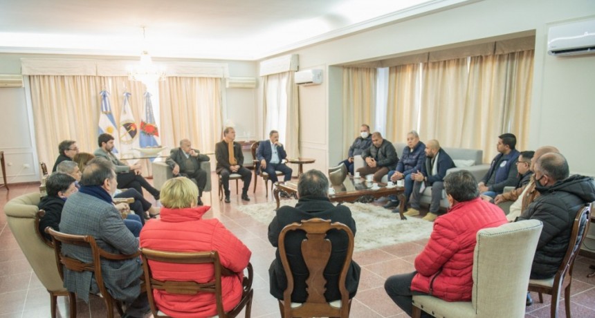 Quintela se reunió con gremios del sector privado de Chilecito 