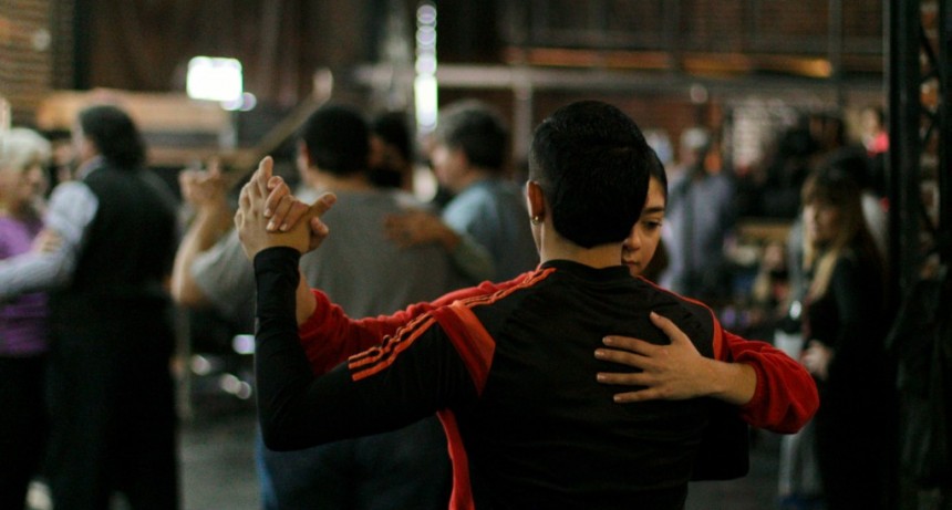 Se desarrolla el festival de tango 