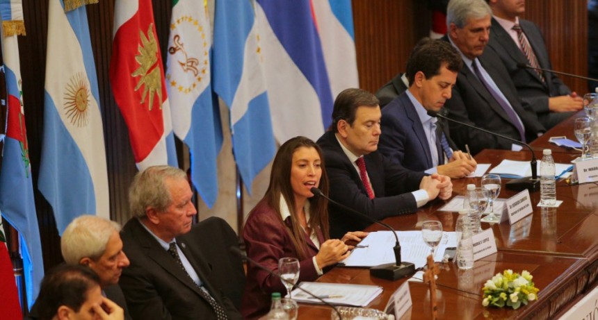 Florencia López: “Nos proponemos innovar y rediseñar el país con soluciones diferentes” 