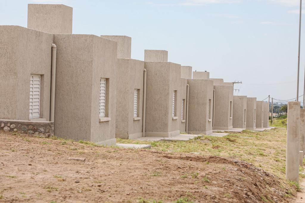 Quintela será el gobernador que más viviendas construirá en la provincia 