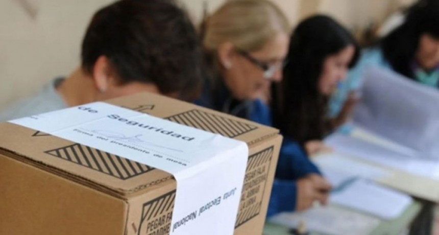 Elecciones 2023: Se paga a las autoridades de mesa de Capital 