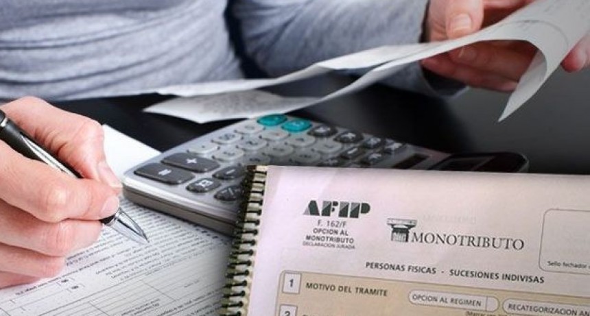 Monotributo: Massa anunció cambios en las escalas y beneficios para el sector
