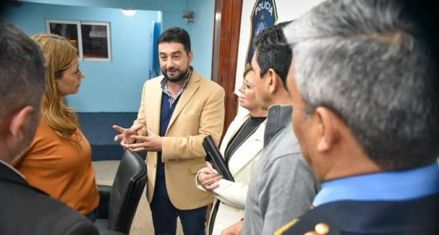 Capacitan a la fuerza de seguridad en prevención y manejo de personas con problemas de adicción