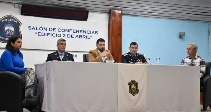  Capacitan a la fuerza de Seguridad para el control y fiscalización por cultivo, transporte y tenenecia de cannabis con fines medicinales e industriales
