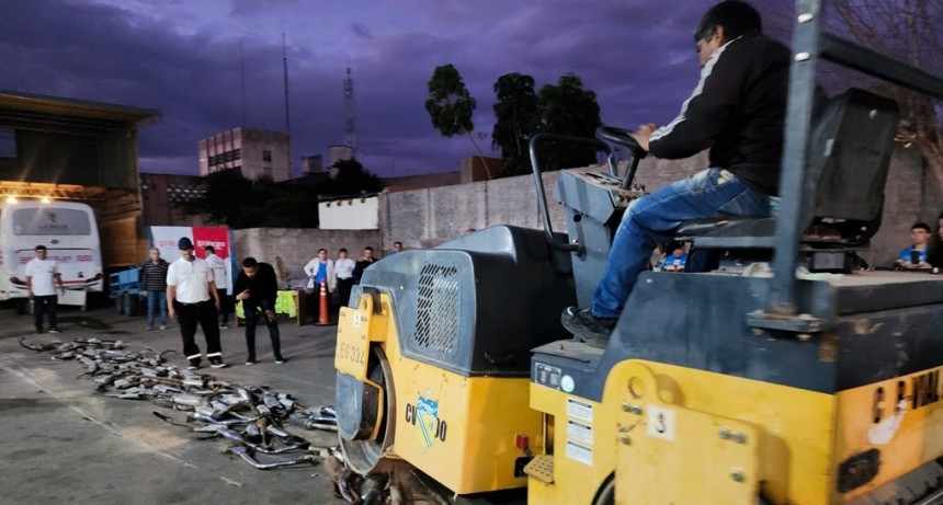 Municipio capitalino procedió a la destrucción de más de 150 caños de escapes ruidosos