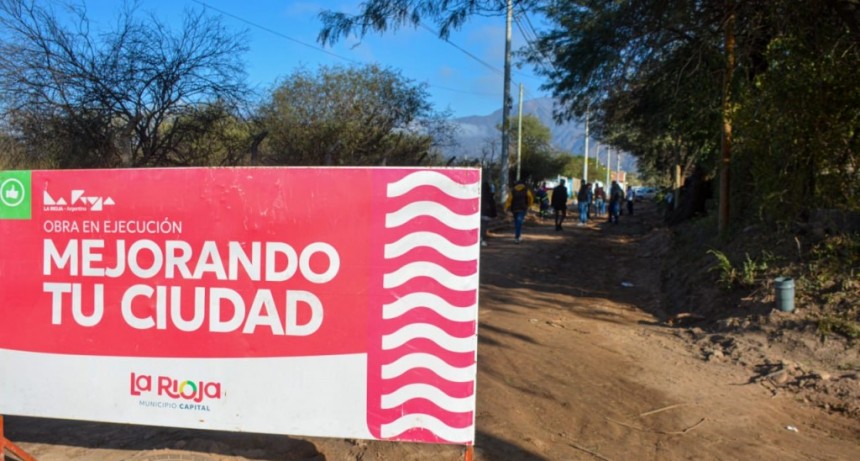 Municipio continúa recuperando la transitabilidad en la zona oeste