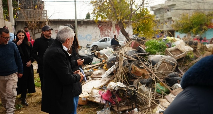 Avanza la lucha contra el dengue: completaron el descacharrado en barrio Evita