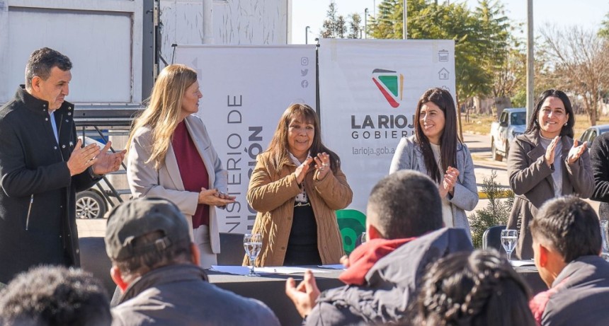 Provincia fortalece la formaci&oacute;n profesional y el desarrollo emprendedor