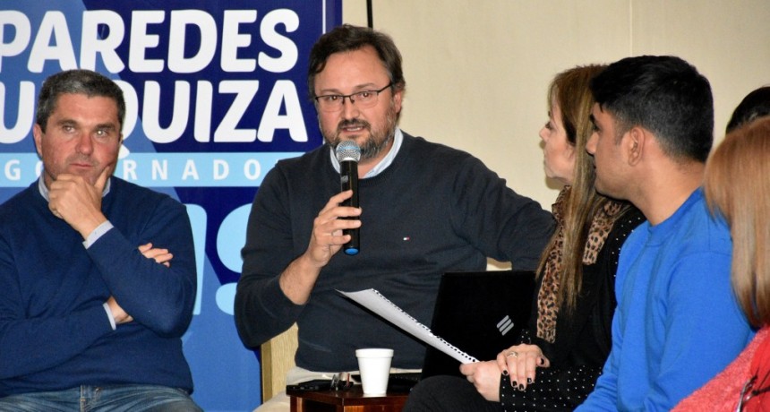 Paredes Urquiza presentó su plan de salud en caso de ser gobernador
