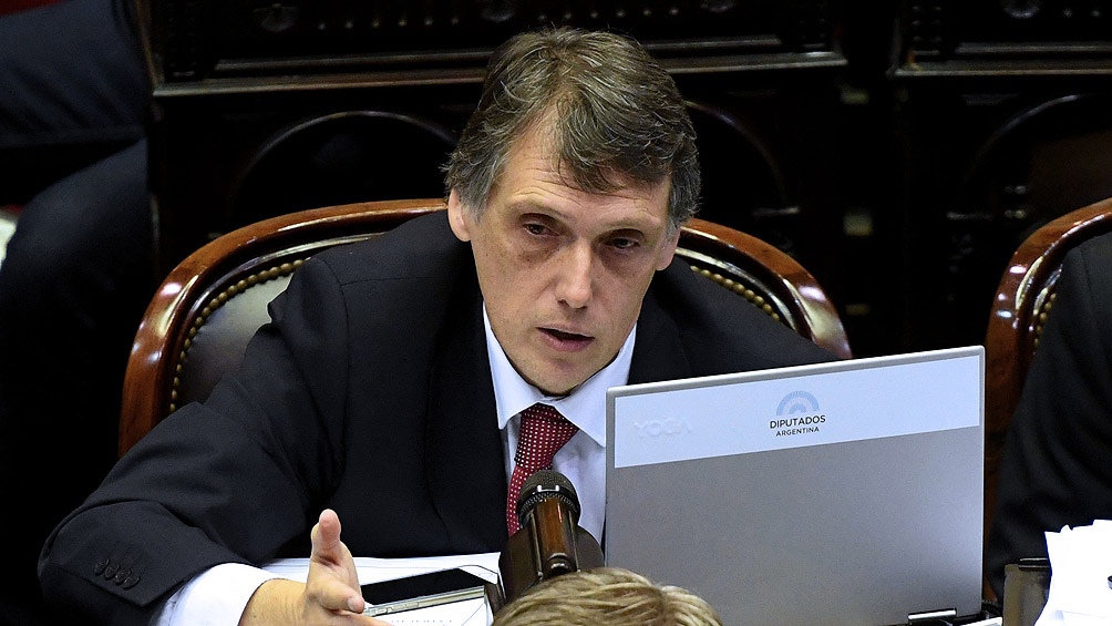 Bloques de la oposición pidieron debatir la emergencia ocupacional