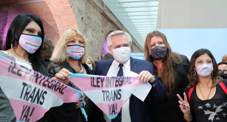 Promulgan la Ley de promoción del acceso al empleo formal para personas travestis, transexuales y transgénero