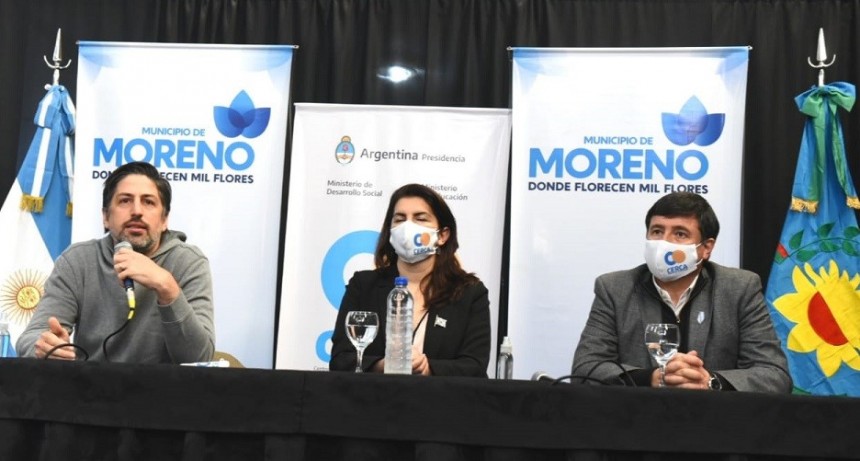 Trotta y Arroyo inauguraron el primer Centro Socioeducativo Comunitario del país
