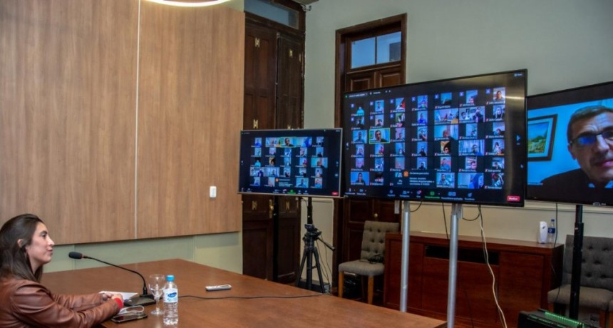 Conversatorio para reivindicar a Carlos Menen 