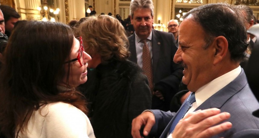 El gobernador participó de la asunción de la nueva ministra de Economía 