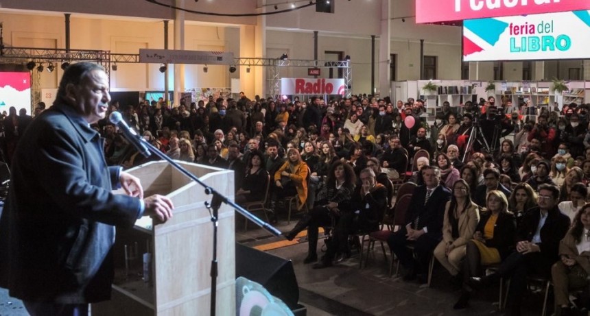 Quintela inauguró la 20 edición de la Feria del Libro