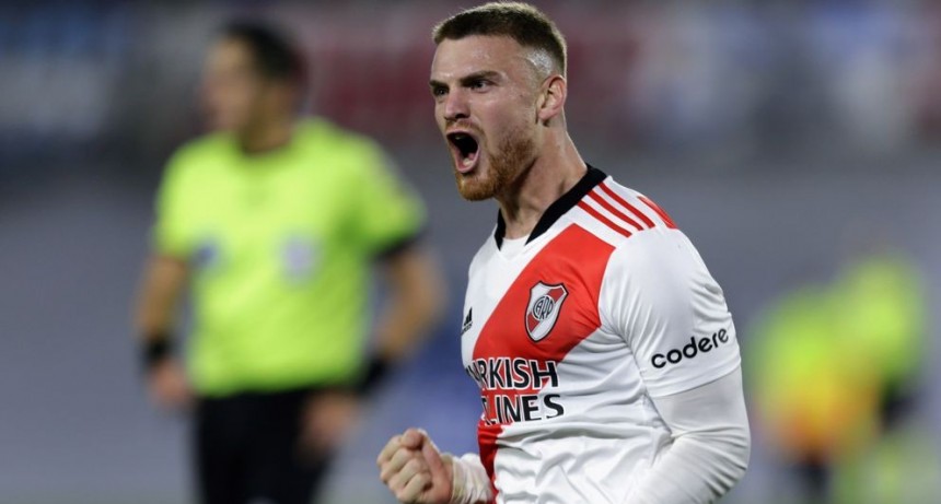 El equipo de Gallardo superó sin sobresaltos al Lobo y quedó a siete puntos de la cima