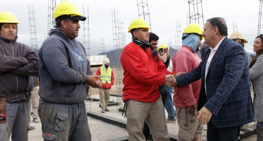 El Gobierno Provincial ejecuta más de 1800 viviendas en zona Sur y Este de la Capital
