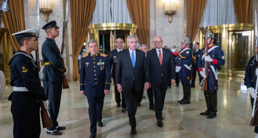 Fernández enviará al Congreso un proyecto de Personal Militar