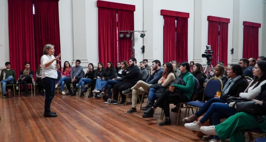  Lorusso, afirmó que los medios de comunicación sufren unas de las crisis financieras más grandes de la historia