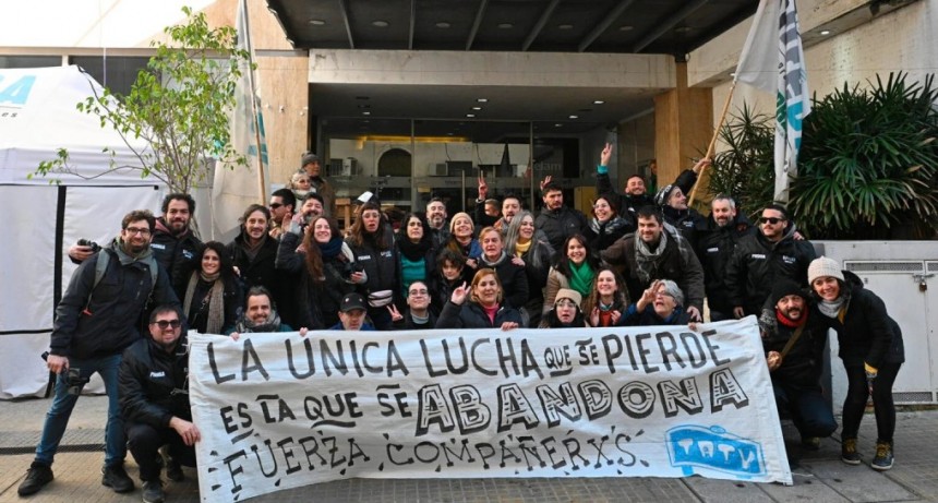 Trabajadores de Télam ganaron la pulseada y regresan a trabajar este miércoles