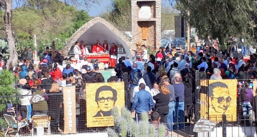  Diferentes actividades por el 48° Aniversario del asesinato de los Beatos Mártires Carlos de Dios Murias y Gabriel Longueville
