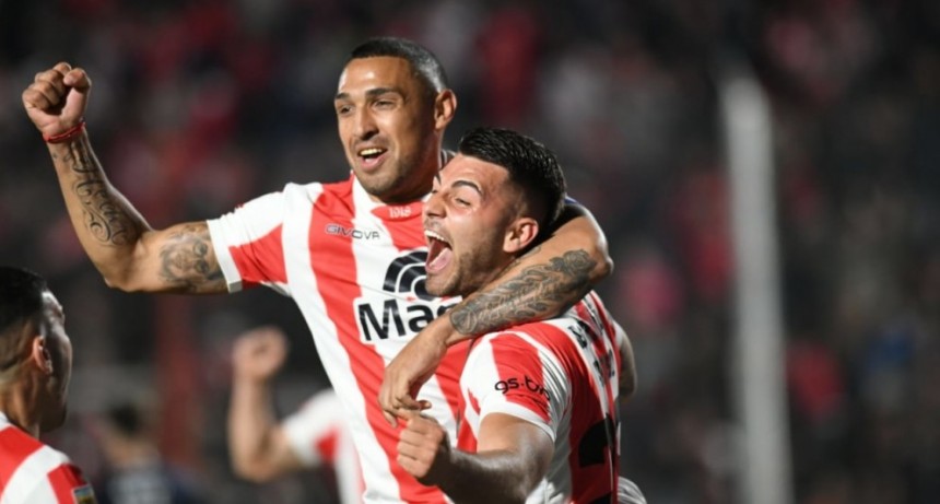 Liga Profesional: Instituto de Córdoba aplastó a un Independiente sin espíritu