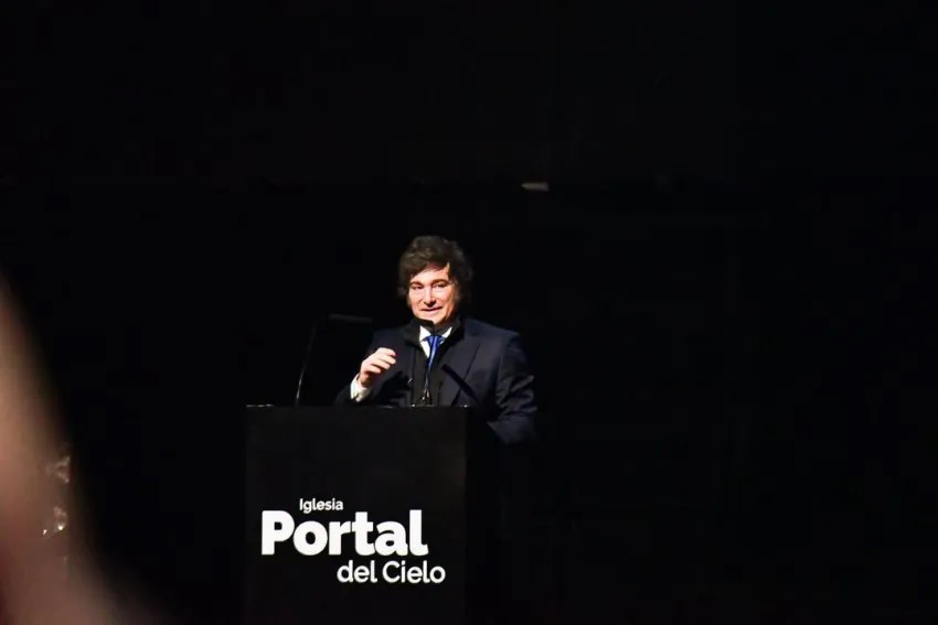 El pastor evangélico al que visitó Milei, asegura que 100 mil pesos se convirtieron en 100 mil dolares