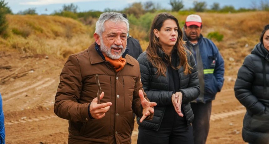 Municipio trabaja junto a provincia para mejorar los accesos en B&ordm; Las Talas 