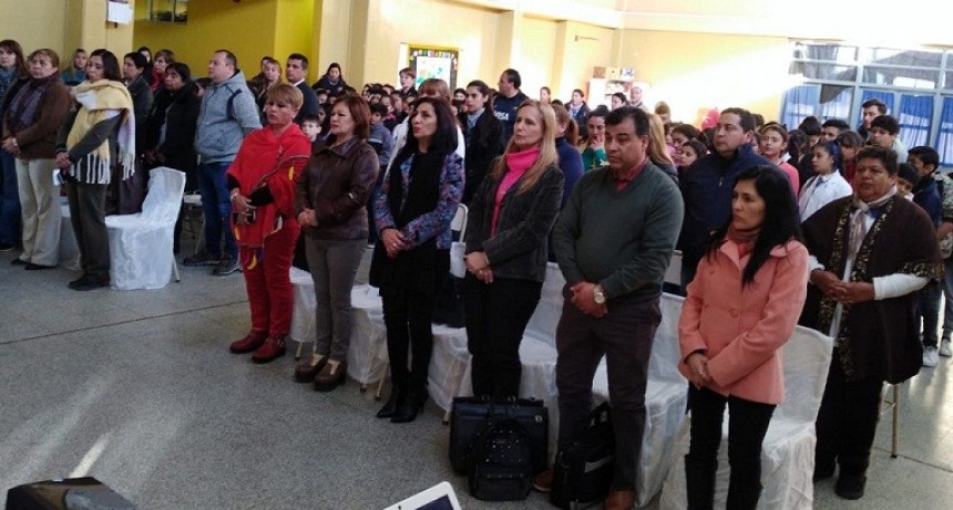 El cooperativismo escolar avanza en las escuelas primarias con los diseños curriculares de huertas escolares